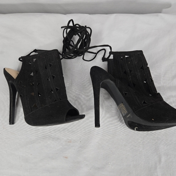 Justfab Rachel Women's Black High 4" Heels Size 7.5 M Calf Lace 30" Stiletto - Picture 3 of 6